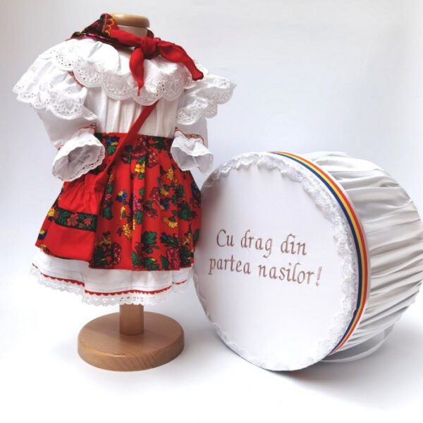 Set Botez Traditional Adeline 4 2 piese costumas si cufar brodat