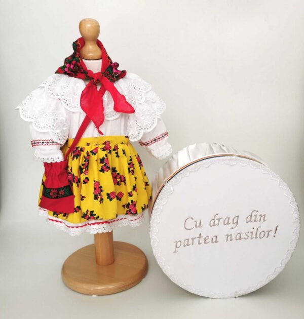 Set Botez Traditional Costum Traditional Fetite Floral 3 2 piese costumas si cutie botez